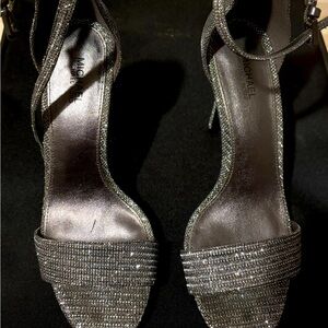 Michael Kors Silver Hutton Glitter Ankle Strap High Heel Platform Pumps Size 7